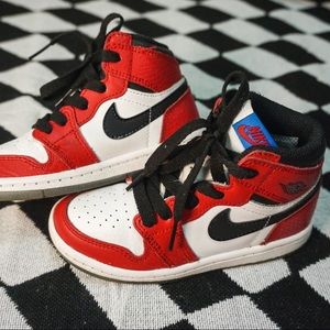 NIKE JORDAN 1 ‘SPIDER MAN : ORIGIN STORY’